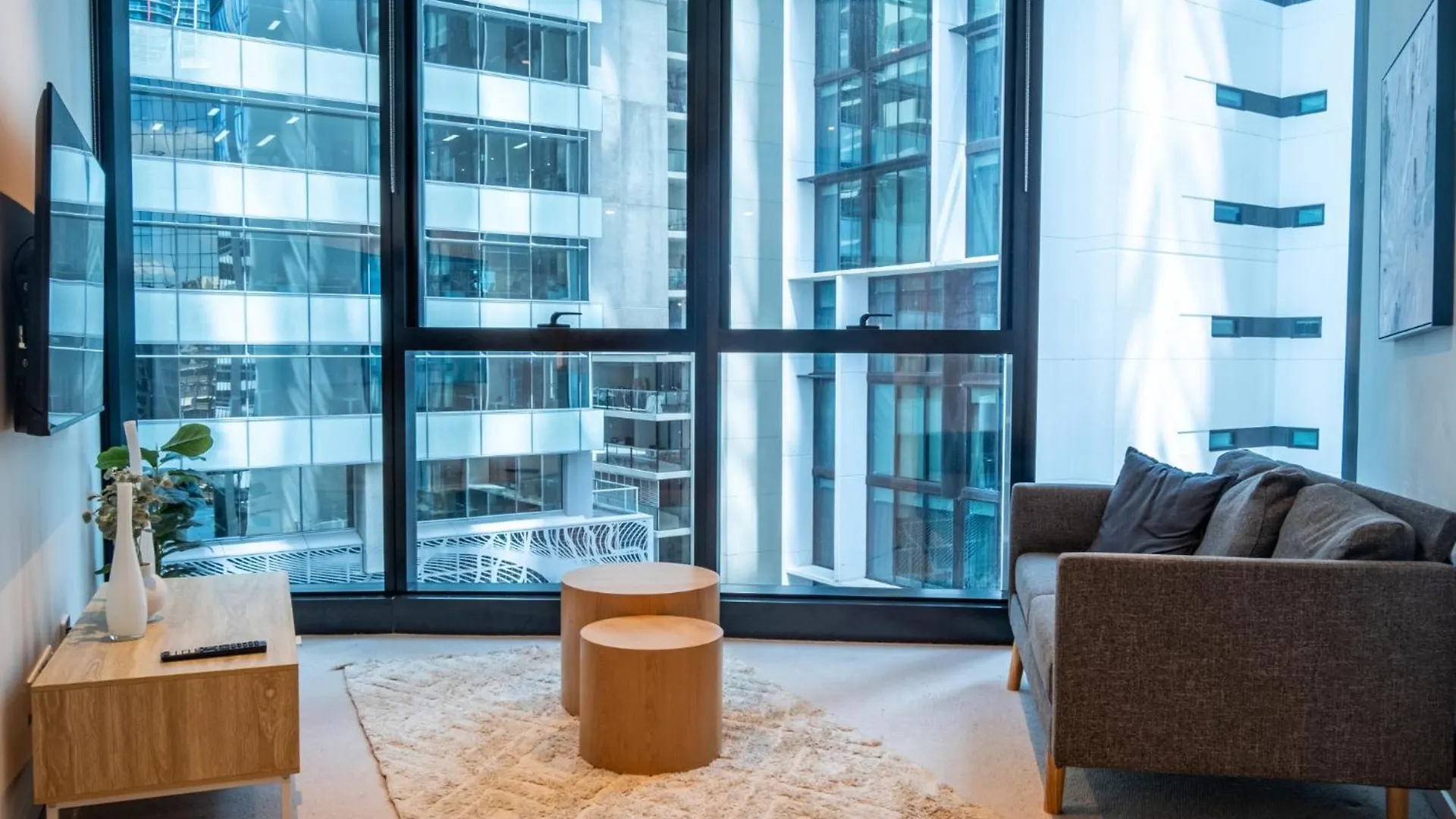 Skytower Brisbane Apartment