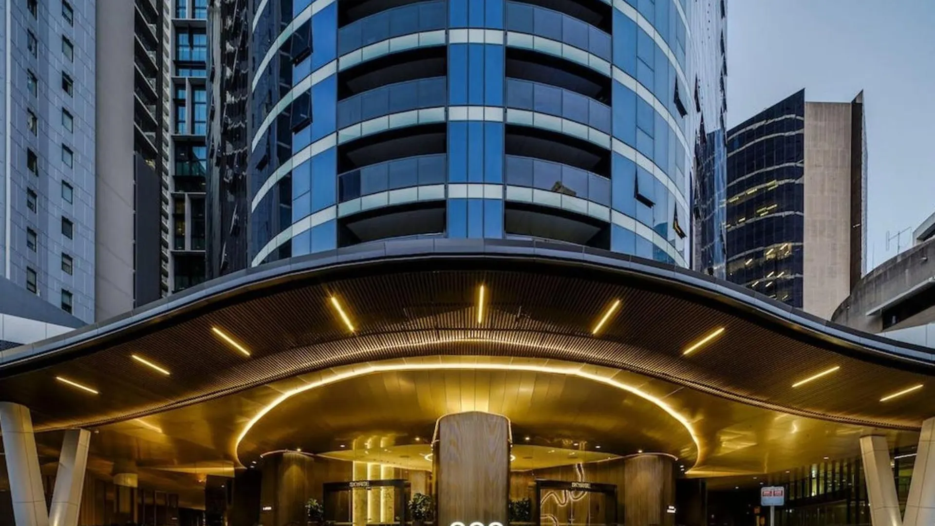 Skytower Brisbane Apartment